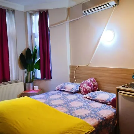 Beyoglu Taksim'de Studyo Daire